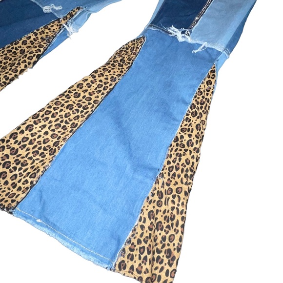 Upcycled Denim Jeans Bell Bottom Size Medium Leopard Raw Edges Handmade Retro - Picture 3 of 6